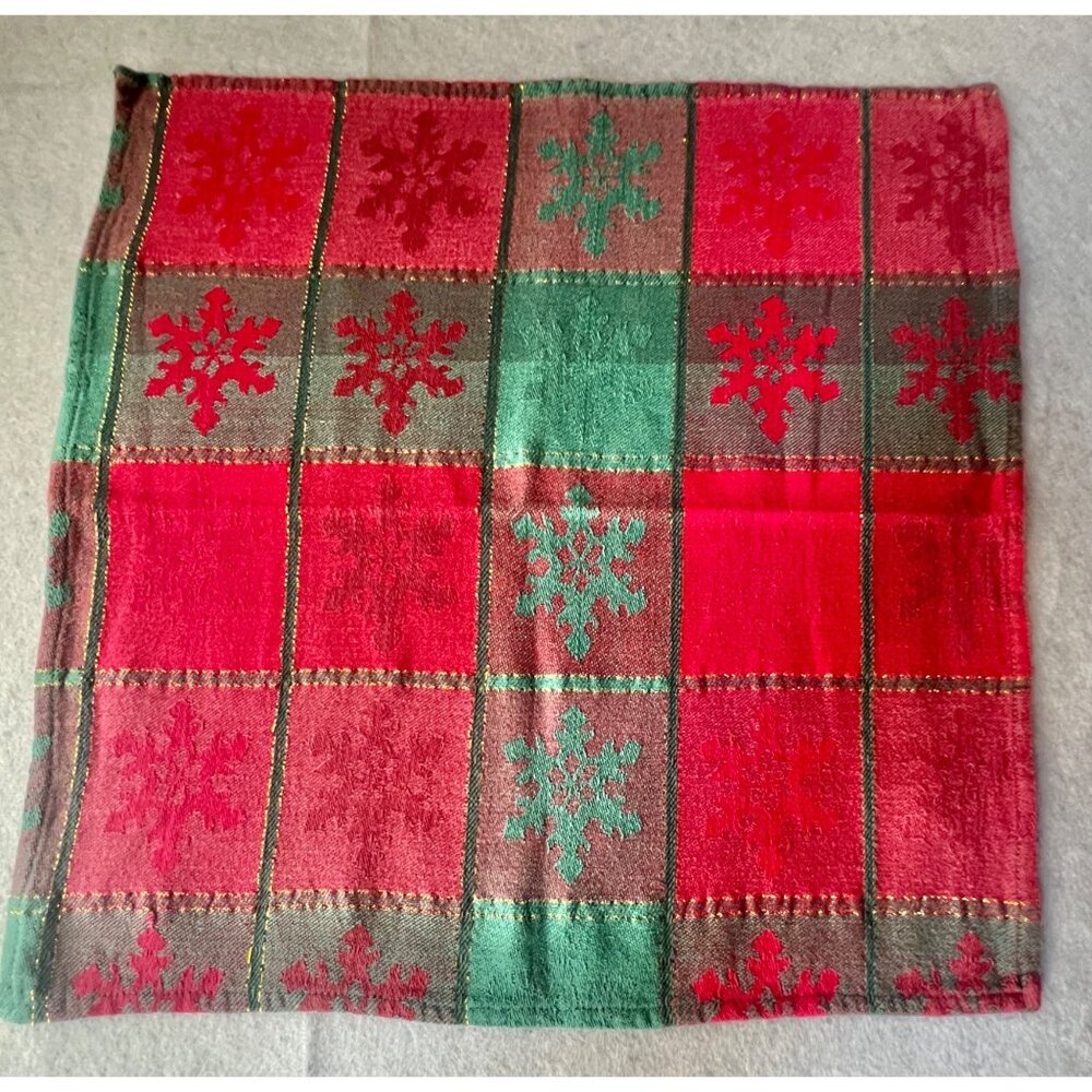 Avon Plaid 8 Placemats & 8 Napkins  Snowflake Pattern Gold Accents Cotton Xmas